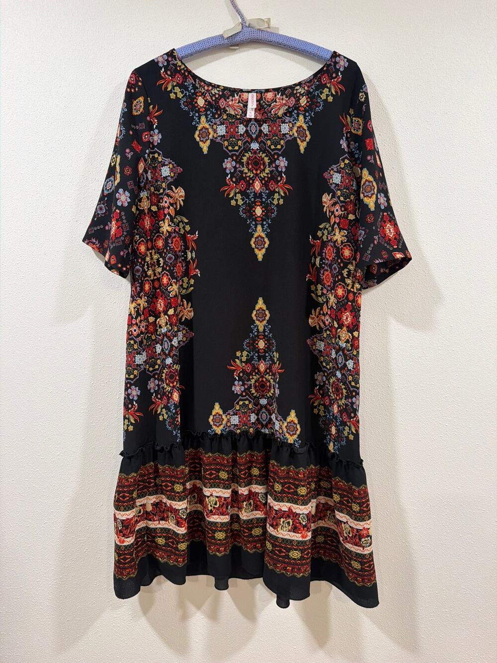xhilarationm Target Women floral /bohemian / tribal pattern Summer dress